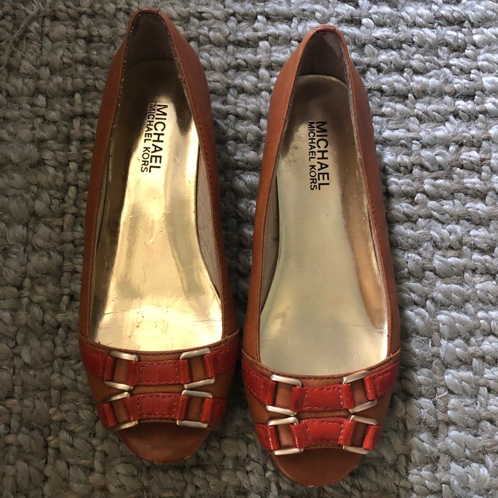 Michael Kors tan flats with orange leather detail